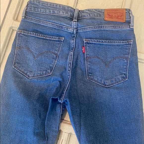 Levi’s 721‎ high rise skinny jean | size 26 - Picture 5 of 5